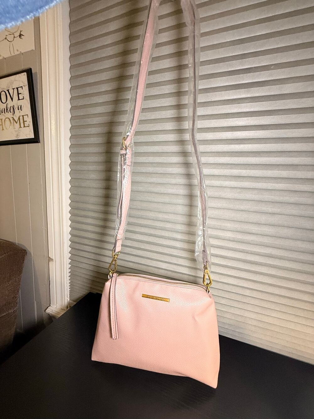 Steve Madden Pink Crossbody Bag Pebbled Faux Leather Gold Adjustable Strap Purse